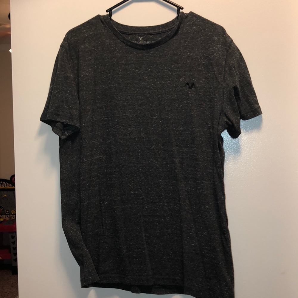 NWOT Men’s TShirt large